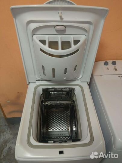 Стиральная машина с вертикальной загрузкой