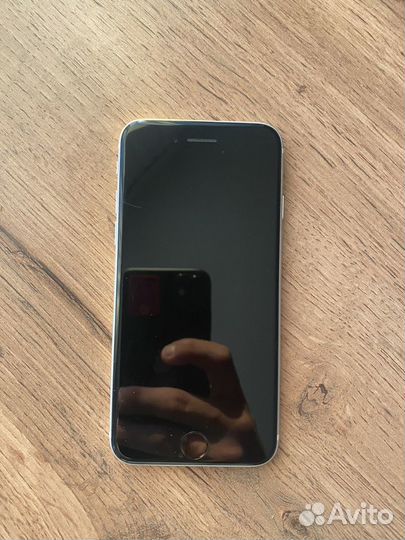 iPhone SE (2020), 64 ГБ