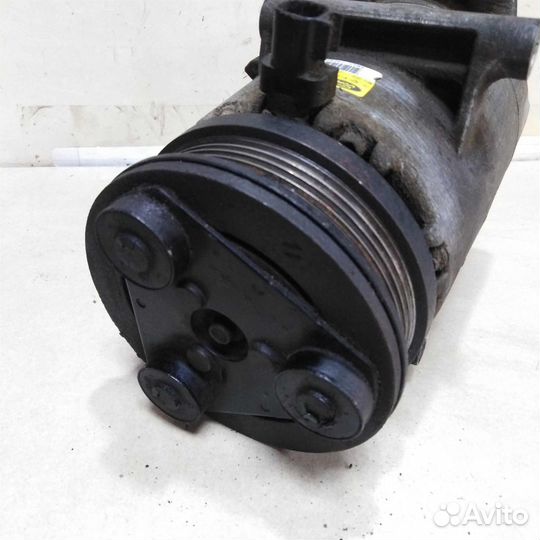 Компрессор кондиционера Ford Focus 2 до рест