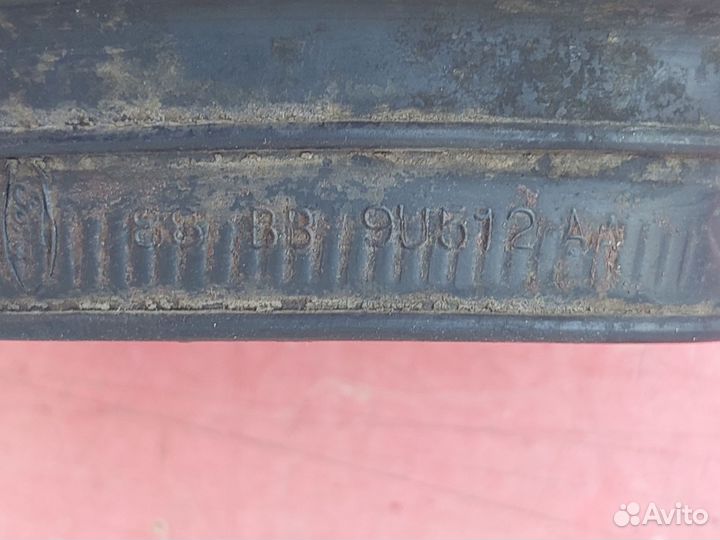 Патрубок воздушного фильтра Ford Scorpio 1