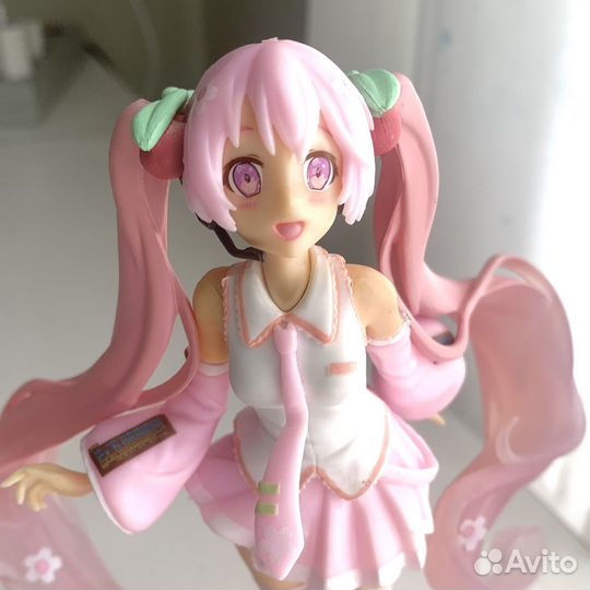 Фигурка хатсуне мику