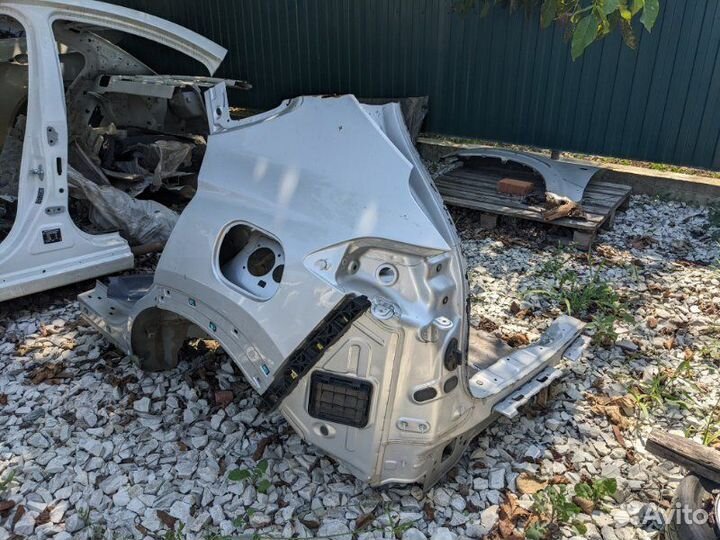 Крыло четверть заднее левое Hyundai Tucson 3 TL