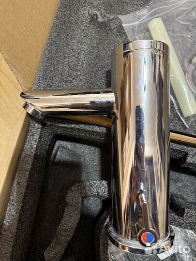 Сенсорный смеситель FLG