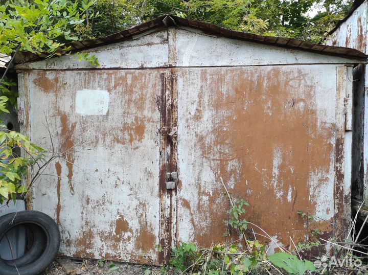 Гараж дачный