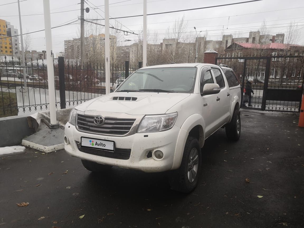 Toyota Hilux: фото владельца