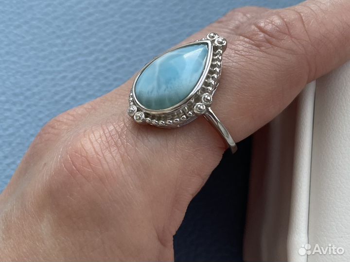 Серебряное кольцо с крупным ларимаром