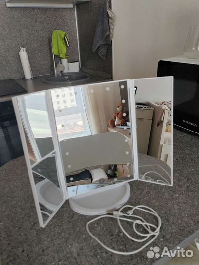 Зеркало с подсветкой