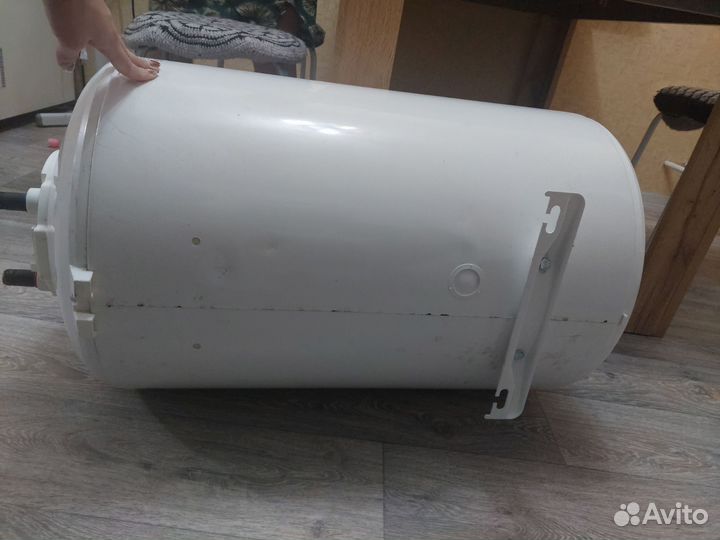Бойлер водонагреватель 80 л бу
