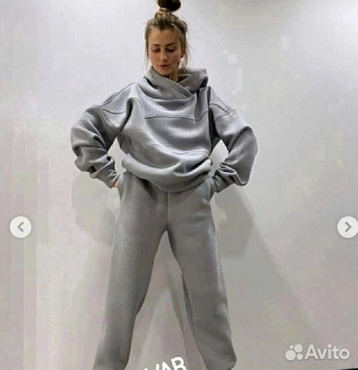 Костюм женский спортивный