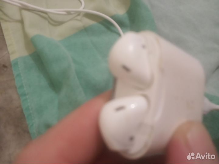 Наушники беспроводные бу оригинал иные airpods