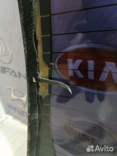 Стекло заднее ветровое Renault symbol