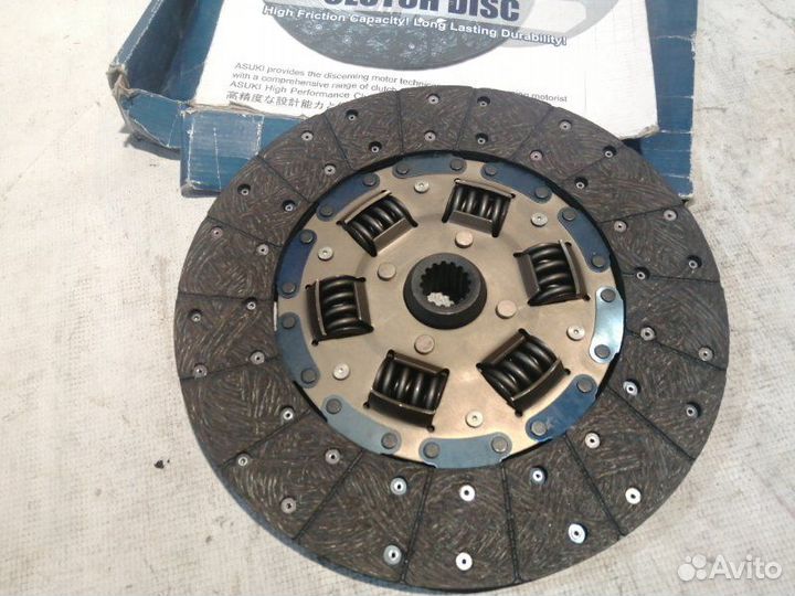 Диск сцепления Nissan Diesel