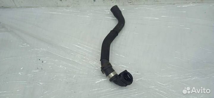 Патрубок системы охлаждения