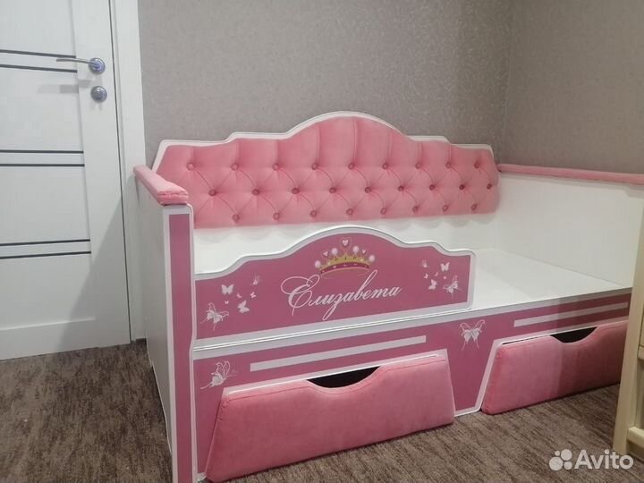 Детская кровать с каретной стяжкой