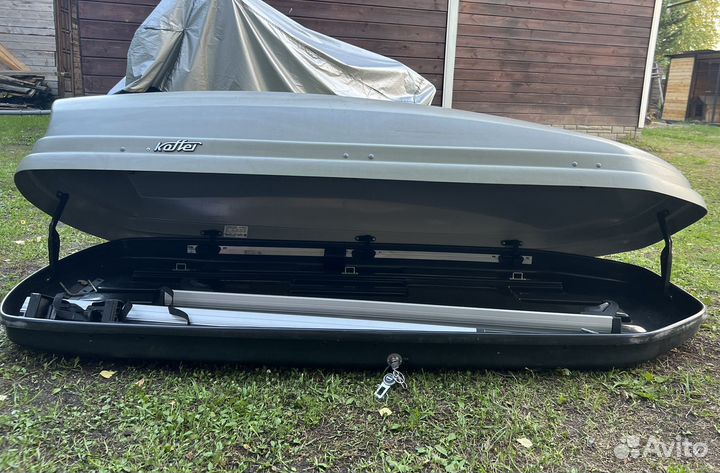 Автомобильный бокс на крышу