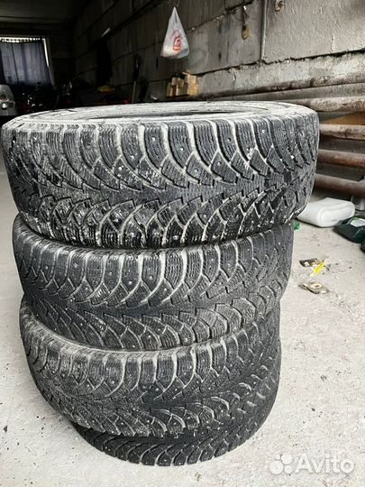 Nordman Nordman 4 215/65 R16