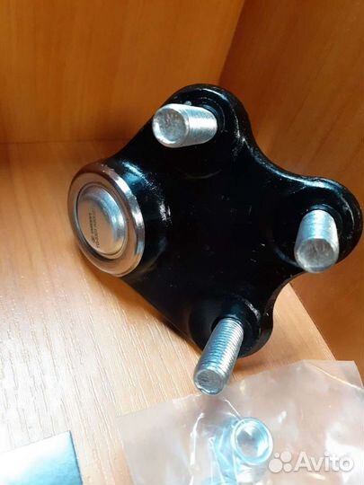 Шаровая опора правая, левая Audi, VW, Skoda, Seat