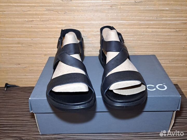 38 Сандалии ecco simpil sandal