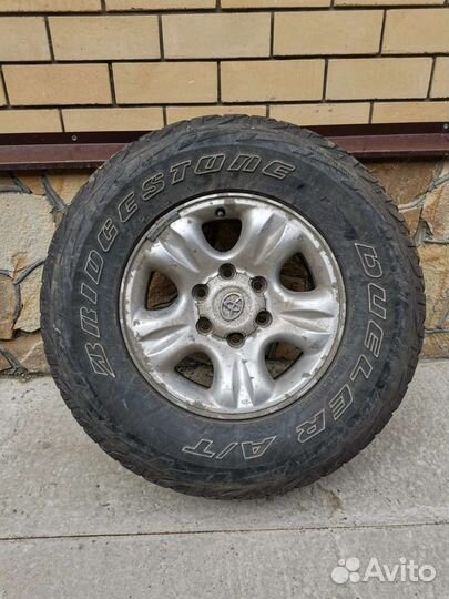 Bridgestone Dueler A/T 265/70 R16