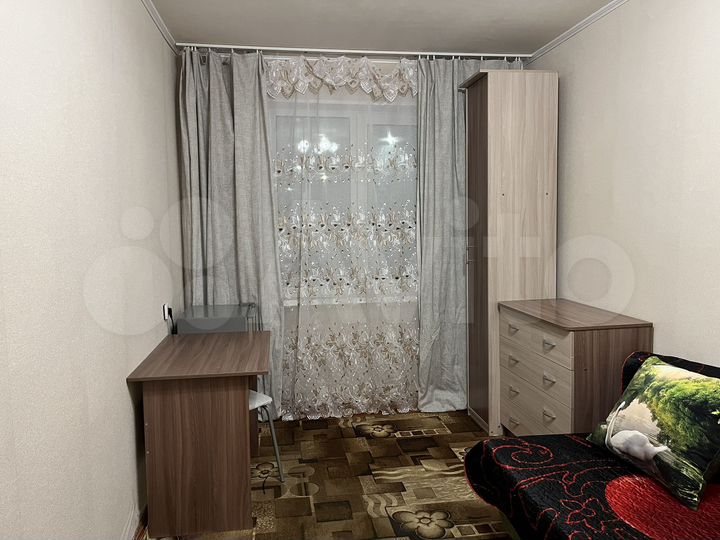 Комната 12 м² в 3-к., 1/5 эт.