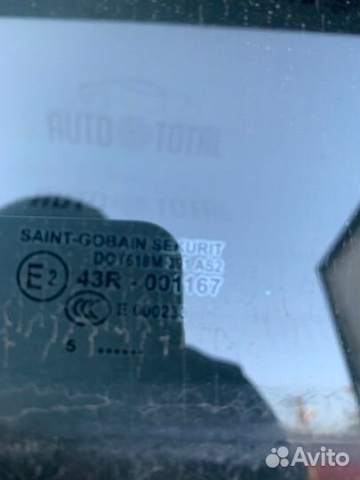 Стекло двери заднее правое Vw Touareg 7L7 BAC 2005