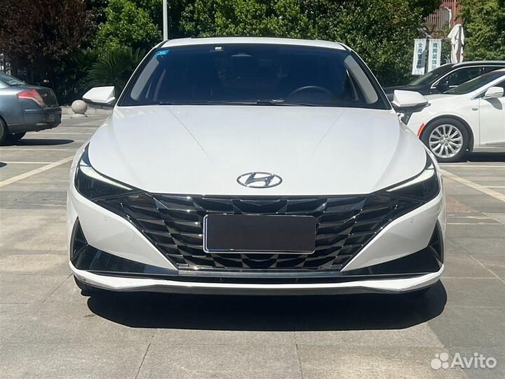 Hyundai Elantra 1.5 CVT, 2022, 39 000 км