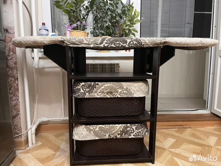 Тумба под телевизор