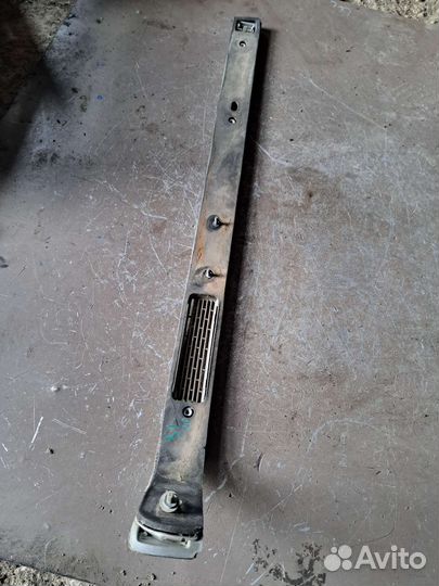 Планка заднего фонаря левый Mercedes W140