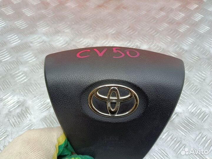 Подушка безопасности водителя Toyota Camry ASV50