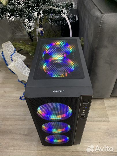 Игровой компьютер 8 ядер 16 потоков, 16Гб, RX580