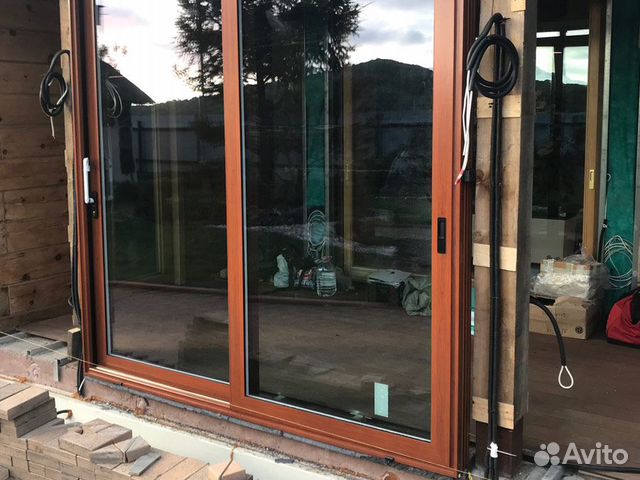 Дверь входная алюминиевая