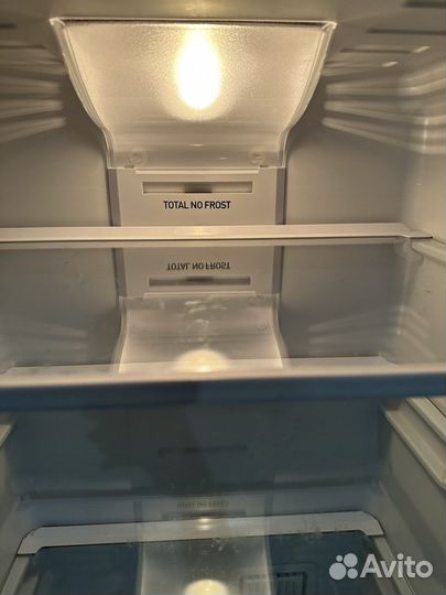 Холодильник бу indesit
