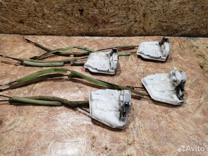 Замок двери Mazda 3 BL 1.6 Z6 2013