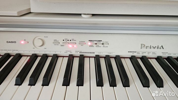 Цифровое пианино Casio Privia PX-860
