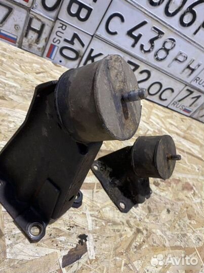 Подушка двигателя LADA 21213