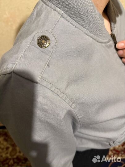 Ветровка короткая