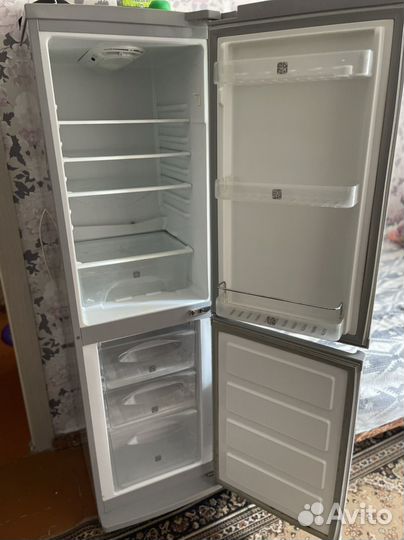 Холодильник samsung