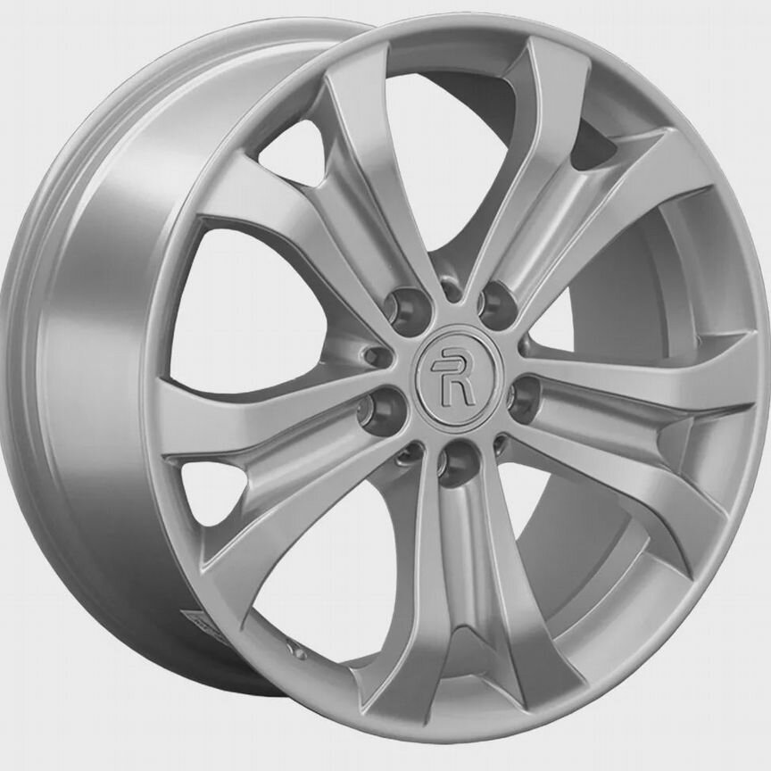 Диски BMW B81 11x20 5x120 ET37 D72.6 Silver