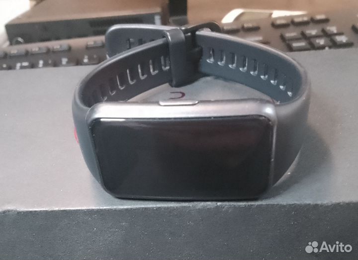 Фитнес-браслет Huawei Band 6 FRA-B19