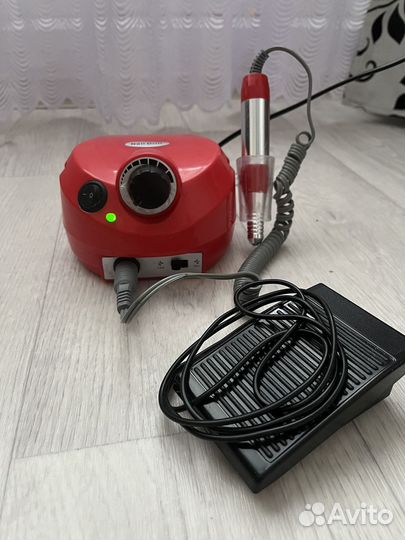 Аппарат для маникюра и педикюра