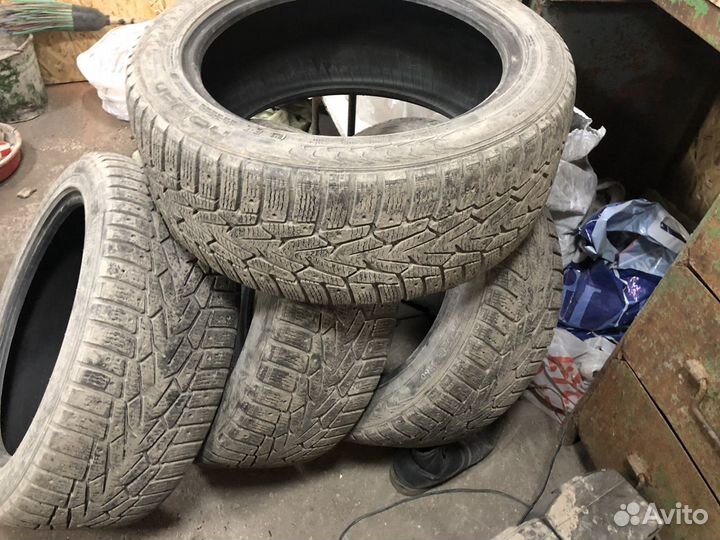 Nokian Tyres Hakkapeliitta 7 235/45 R17