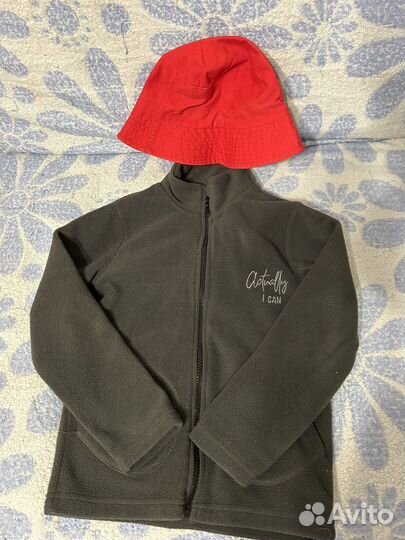 Теплая кофта для мальчика и панама пацанская