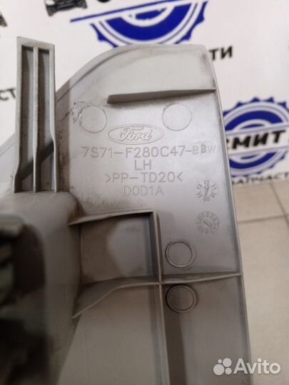 Накладка на стойку кузова левая Ford Mondeo седан