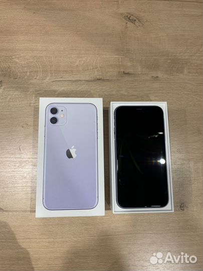 iPhone 11, 64 ГБ
