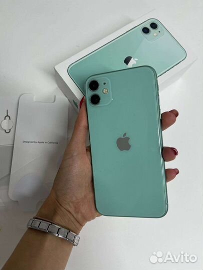 Телефон iPhone 11