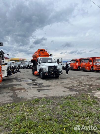 Комбинированная дорожная машина газ Next