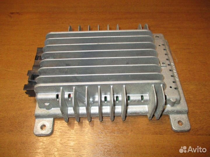 Усилитель акустической системы Infiniti FX (S50)