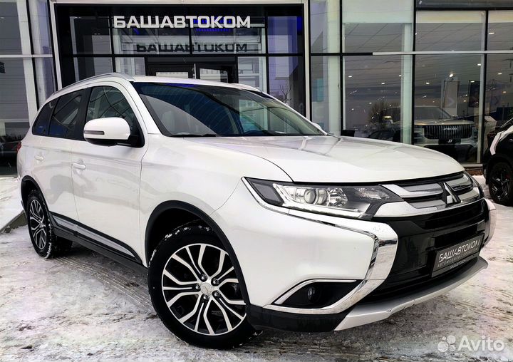 Mitsubishi Outlander 2.0 CVT, 2018, 167 448 км