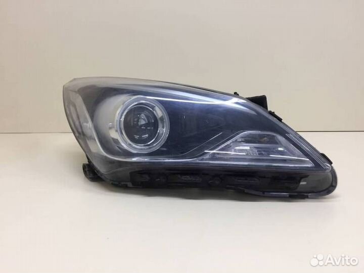 Фара правая Hyundai Solaris