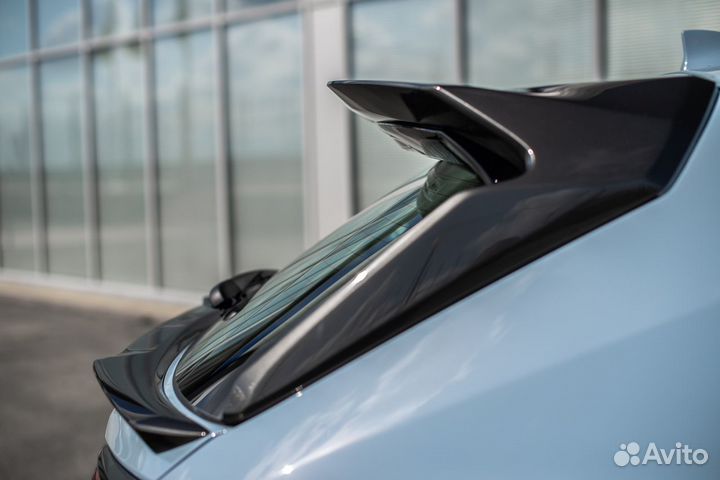 Спойлер на крышку багажника Lexus NX 2014-2021